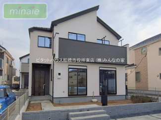 【外観】 | 全室南向き　並列2台駐車可　柏井町11期　全3棟　2号棟 | 販売現地