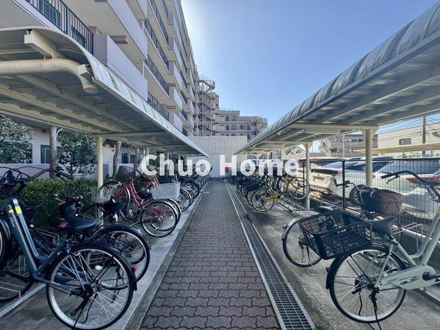 ハートフルシティ松戸六高台スクエア1の駐輪場|【自転車置き場】最新の空き状況や費用などの詳細は担当スタッフまでお問い合わせください。