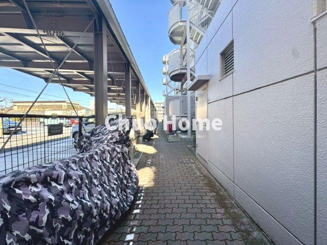 ハートフルシティ松戸六高台スクエア1の駐車場|【バイク置場】最新の空き状況や費用などの詳細は担当スタッフまでお問い合わせください。