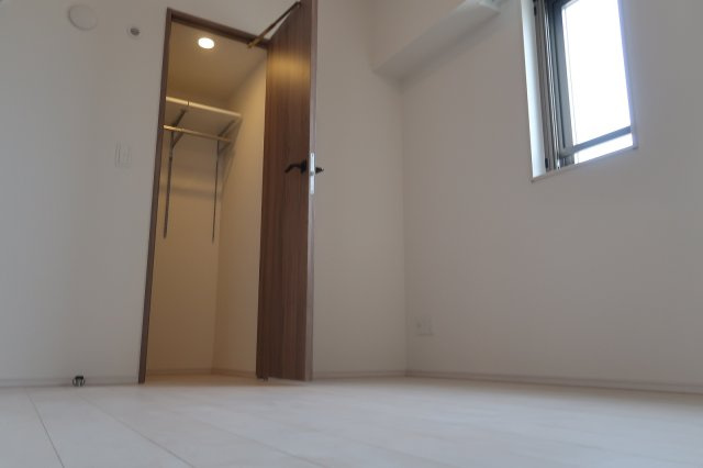 トラープランド翠命館の洋室