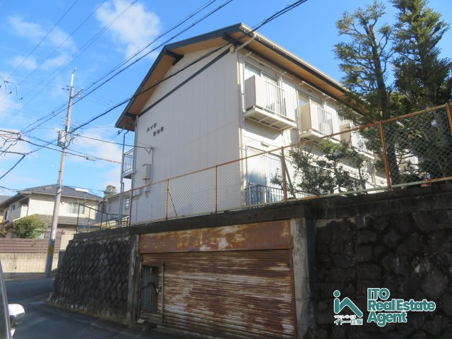 ハイツ詩仙院の外観