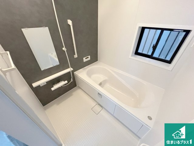 神戸市垂水区塩屋北町　新築一戸建ての前面道路含む現地写真|周辺は落ち着いた街並みの住宅地！子育てがしやすい住環境です！まだ未完成ですが、現地でしかわからない事もございます。是非一度ご覧ください。