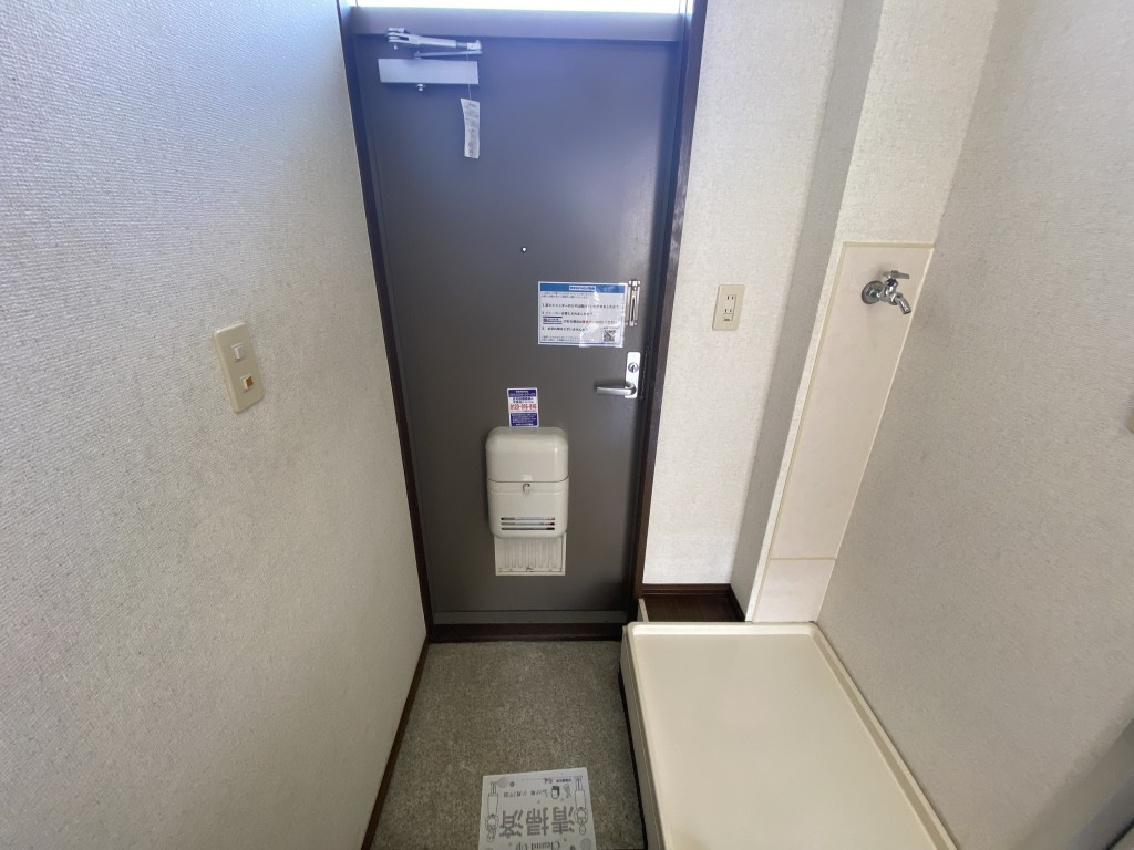 シティハイムサンセットの玄関