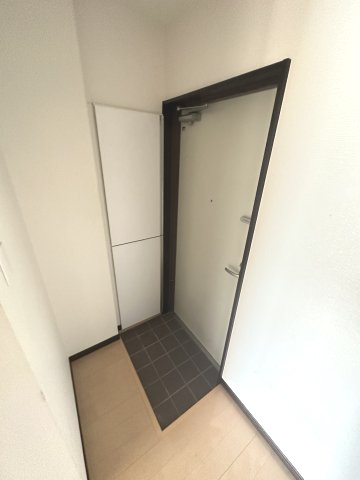 【玄関】