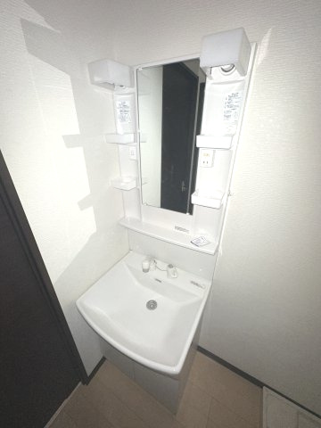 【独立洗面台】