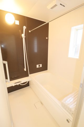 矢吹町八幡町第24　　　３号棟　　　善郷小学校、矢吹中学区の浴室