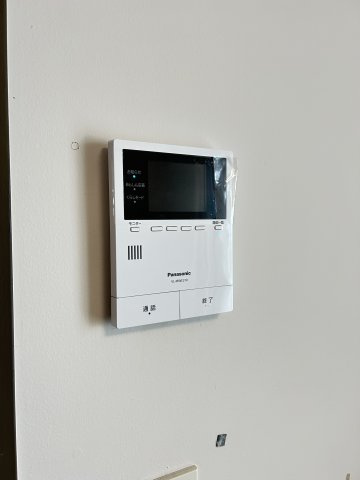 あきる野市草花中古戸建の防犯設備|安心のモニター付きインターホン