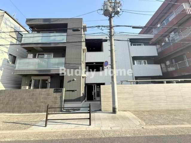 Clashist平野西North の外観