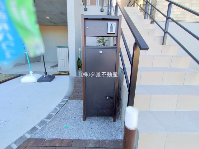 《仲介手数料無料》練馬区大泉町２丁目35-8新築一戸建て