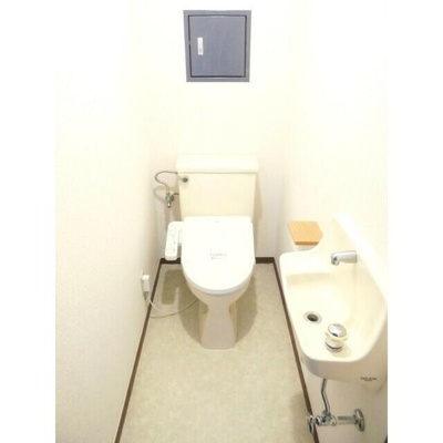 【トイレ】 | アメニティ高島台Ⅰ | 温水洗浄機能便座