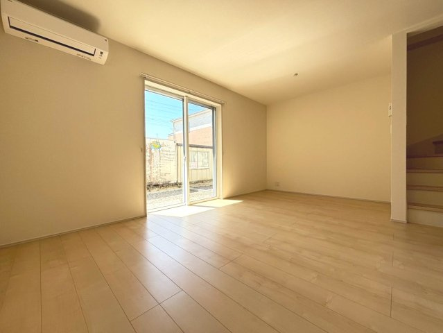 リーブルファイン　岐阜市西中島５丁目第２　全6区画分譲の居間・リビング|リビング別角度です。