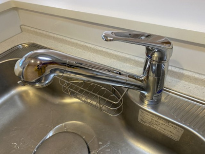 【浴室】 | サンパレス西八王子 | 入浴時の快適さも大事なことですが、綺麗な状態を維持できなければ気持ちよく入浴できません。毎日の掃除が楽という点は大事なポイントになります！カビが生えにくく掃除がしやすい、壁や浴槽を選ぶといいでしょう。