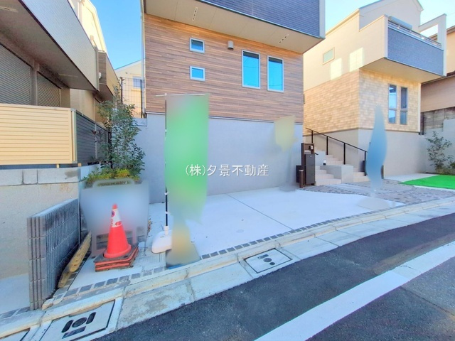 《仲介手数料無料》練馬区大泉町２丁目35-8新築一戸建て