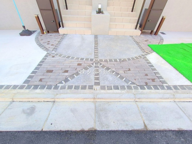 《仲介手数料無料》練馬区大泉町２丁目35-8新築一戸建て