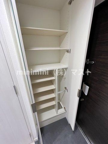 プレサンス大国町アドロッソの収納