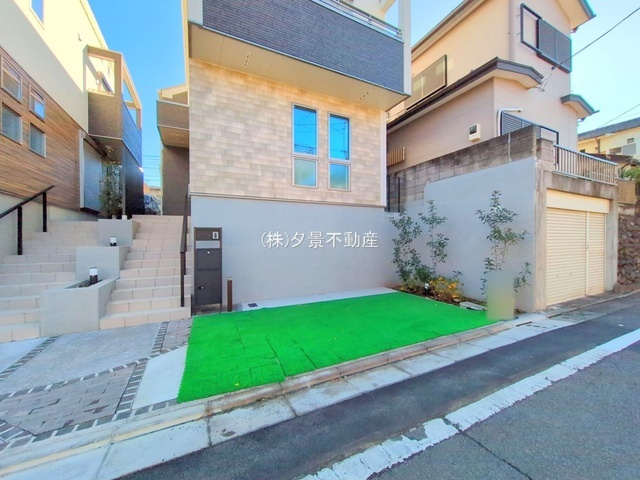 《仲介手数料無料》練馬区大泉町２丁目35-8新築一戸建て