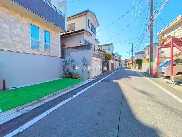 《仲介手数料無料》練馬区大泉町２丁目35-8新築一戸建て