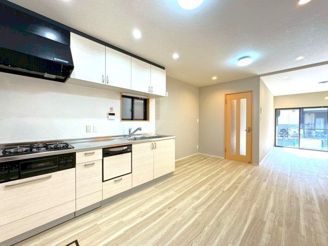 ２０２５年１１月リフォーム完了◆３沿線利用可◆周辺環境充実◆伏見区革屋町の居間・リビング|リビング