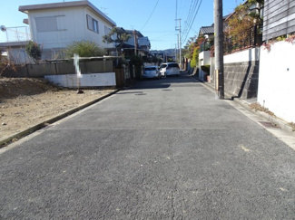 【前面道路含む現地写真】 | 川西市萩原台西3丁目　建築条件無土地