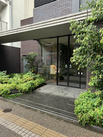 プラウドタワー本郷東大前のエントランス