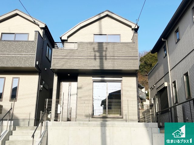 神戸市垂水区塩屋北町　新築一戸建ての外観|お客様に長く安心して住んでいだだける事にこだわった家づくり！住んでからのアフターサービスにもしっかりと取り組んでいます！