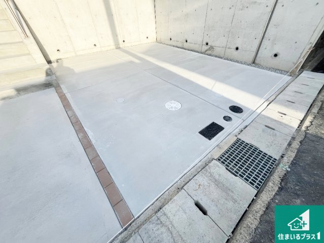 神戸市垂水区塩屋北町　新築一戸建ての駐車場|駐車スペース！散水栓があるので、こまめに愛車を洗えます！