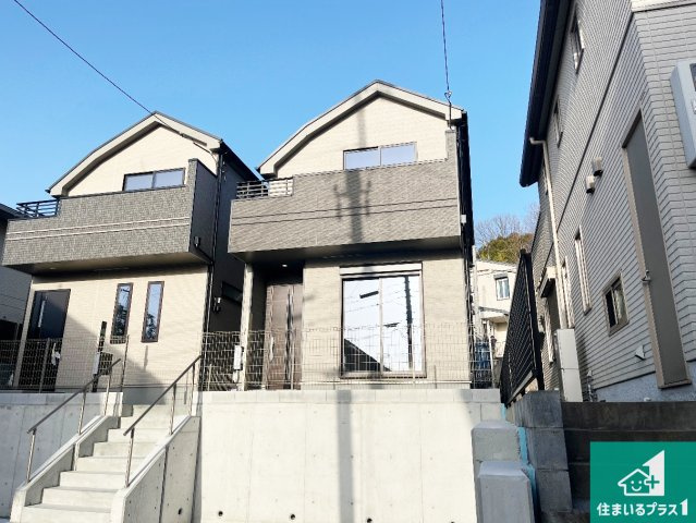 神戸市垂水区塩屋北町　新築一戸建ての外観|安心の10年保証！外観を美しく保ち、雨水で汚れを落とします！気になることがありましたら、お気軽にお問い合わせください！