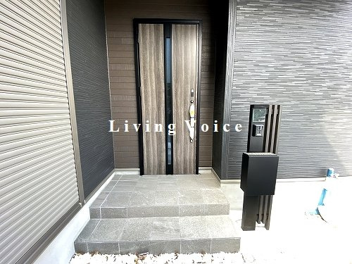 【エントランス】 | 【仲介手数料０円】茅ヶ崎市南湖6期　新築一戸建て | 茅ヶ崎市南湖6期　新築一戸建て
