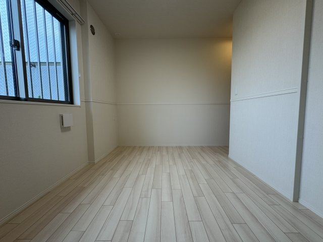 レサンス八街の寝室|洋室5.1帖