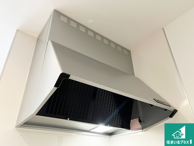 神戸市垂水区桃山台　新築一戸建ての設備|汚れにくいスロットフィルタでお手入れラクラク！ＬＥＤ照明付き！