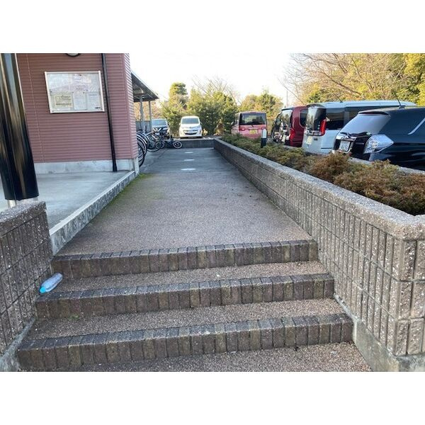 パルテール.Y　　刈谷市近郊の賃貸はクラスホーム刈谷店のエントランス