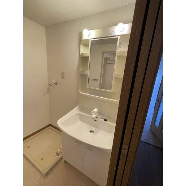 パルテール.Y　　刈谷市近郊の賃貸はクラスホーム刈谷店の洗面所|同物件の別部屋になります。