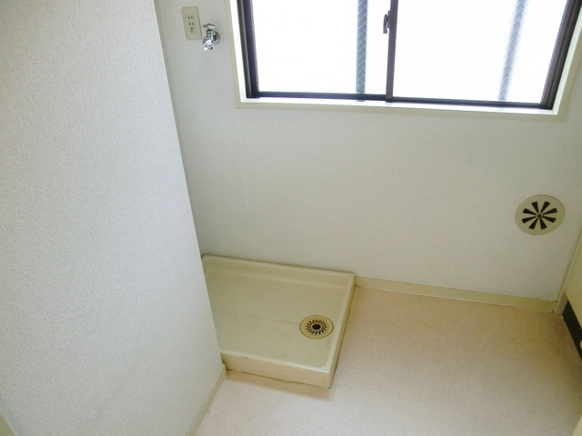 メゾン塚本のその他|室内洗濯機置き場あります