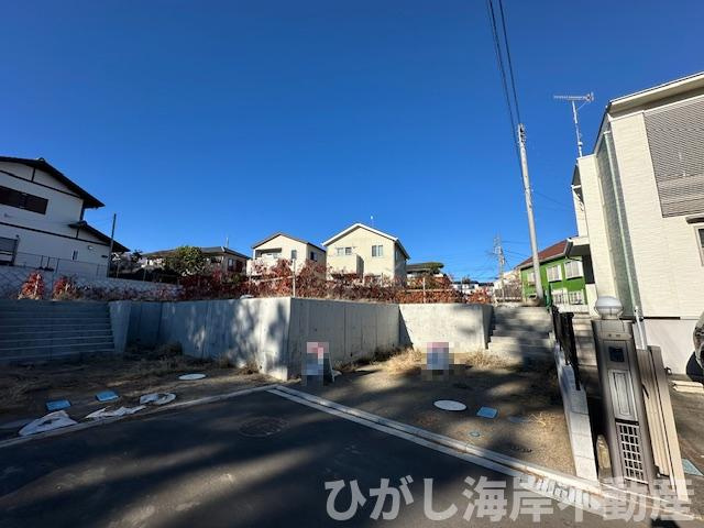 藤沢市鵠沼桜が丘１丁目　売地　全４区画の前面道路含む現地写真|現地外観
