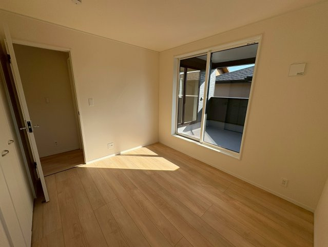 京都郡苅田町富久町2丁目　新築一戸建ての洋室|バルコニー直結の洋室♪
【苅田町　新築戸建て】