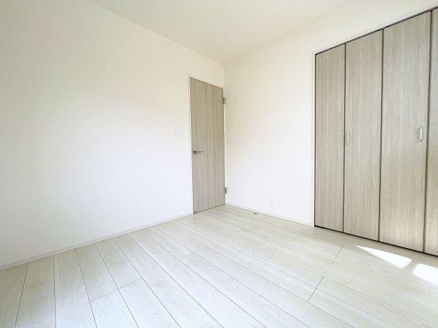 新築戸建・新築建売　郡山市芳賀三丁目　芳賀小・第四中の洋室|全居室収納完備！