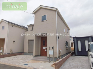 【外観】 | 小中学校10分前後　並列2台駐車　上山町　1号棟 | 販売現地