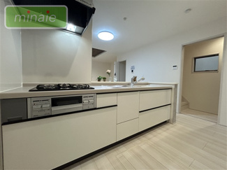 【キッチン】 | 小中学校10分前後　並列2台駐車　上山町　2号棟 | 施工例