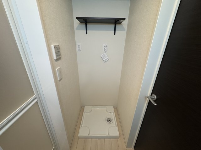 レサンス八街の内装|室内洗濯機置場
