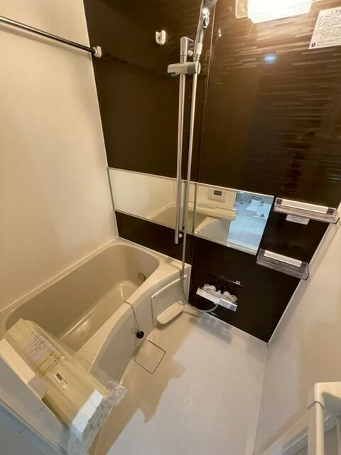 ＢＥＬ　ＦＩＯＲＥ　ＭＯＮＮＡＫＡの浴室