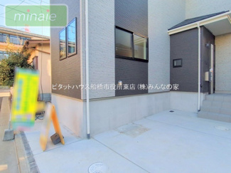 【玄関】 | 平日・土日も見学できます　水廻り集中型　全2棟　B号棟 | 販売現地(2025.12.08)