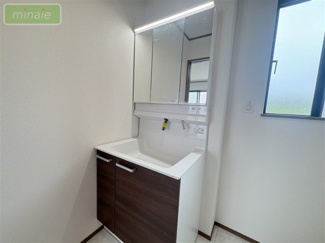 【独立洗面台】 | 平日・土日も見学できます　水廻り集中型　全2棟　B号棟 | 同仕様タイプ