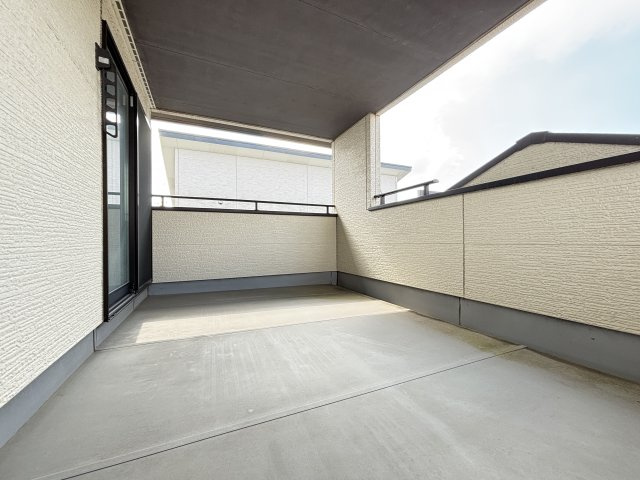 【バルコニー】 | 合志市須屋