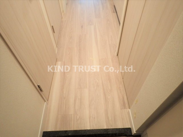 プレサンス扇町駅前の玄関|ゆったりとした玄関です