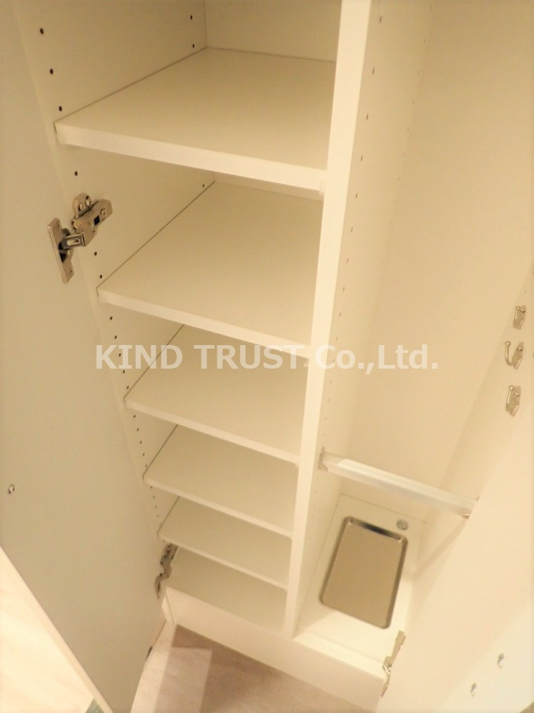 プレサンス扇町駅前の玄関|ゆったりとした玄関です