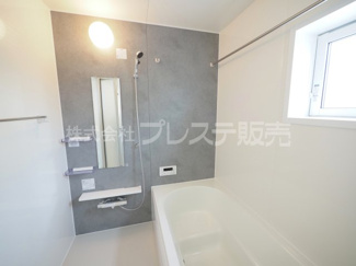 【浴室】 | 現地写真（浴室）浴室暖房乾燥機を標準装備！