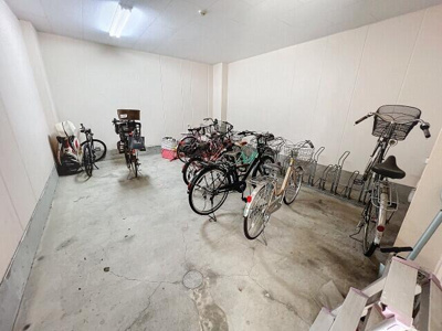 【その他共用部分】 | アネックスかみしの | 駐輪場 