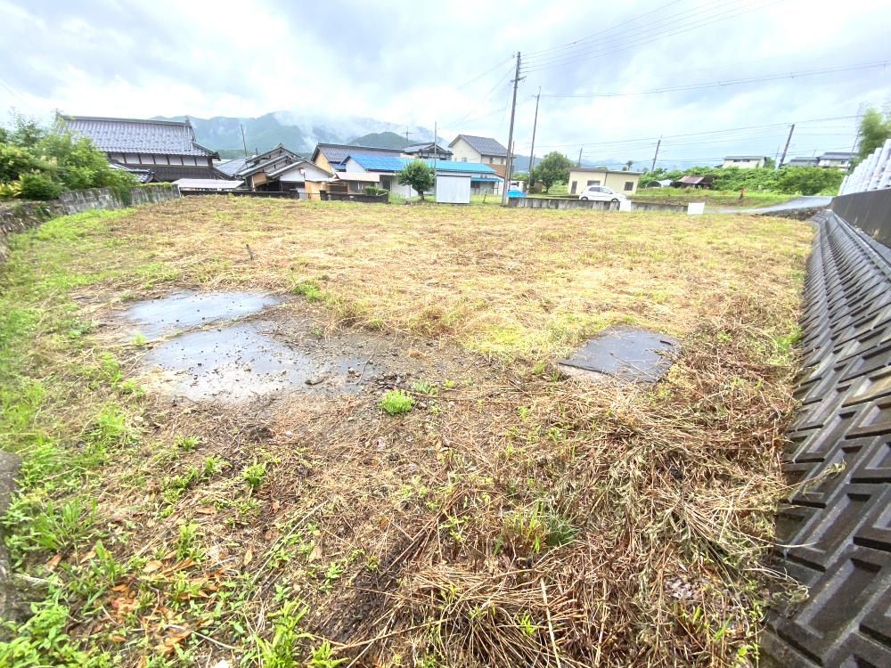 丹波市市島町下竹田の売地の外観