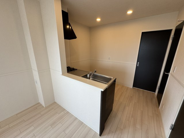 レサンス八街の内装|システムキッチン(イメージ)