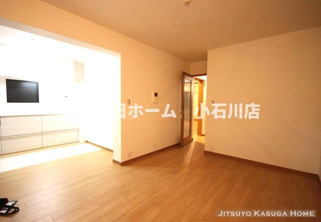 【居間・リビング】